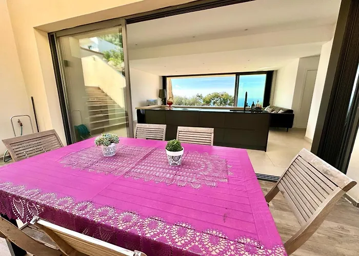 Super Moderne Vue Villa Corbara